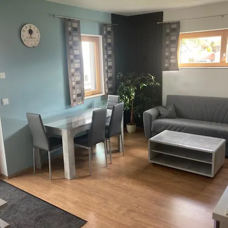 아파트 Apartment, Zimmer, *