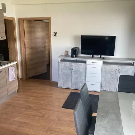 Apartment, Zimmer, *
