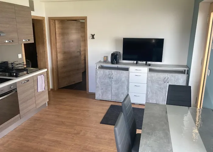 Apartment, Zimmer, *